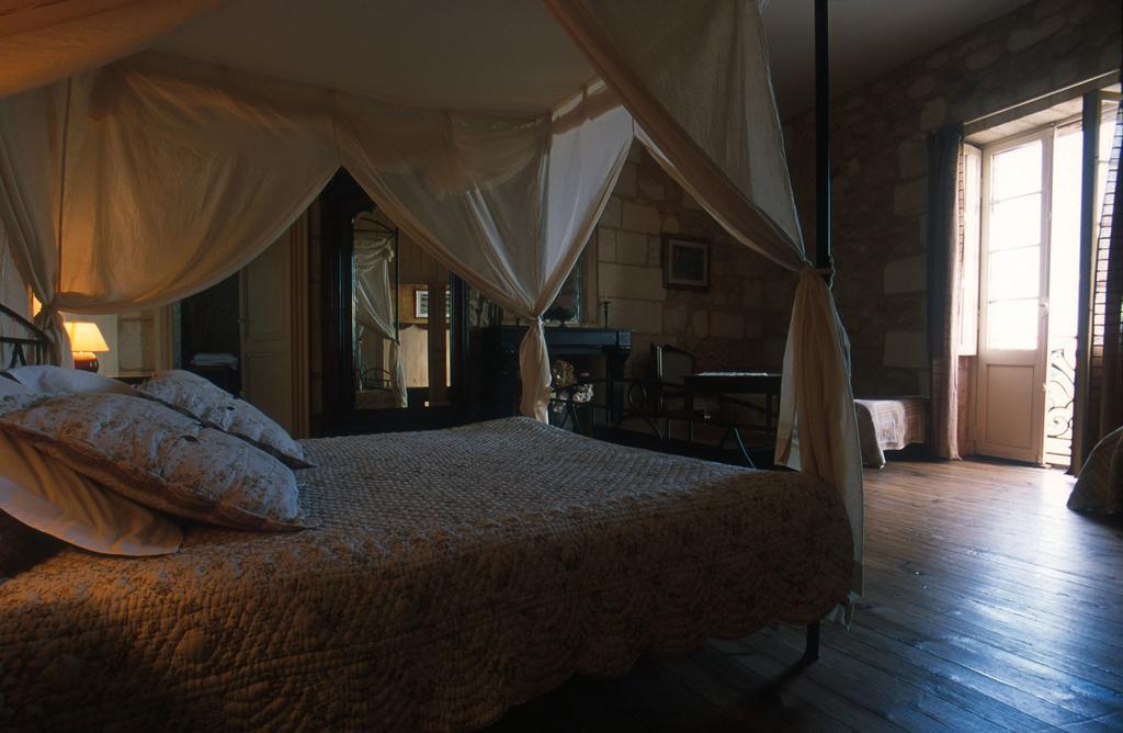 Chateau De La Grave Bourg-sur-Gironde Zimmer foto