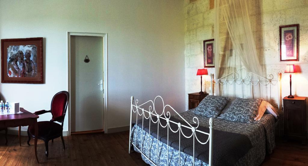 Chateau De La Grave Bourg-sur-Gironde Zimmer foto